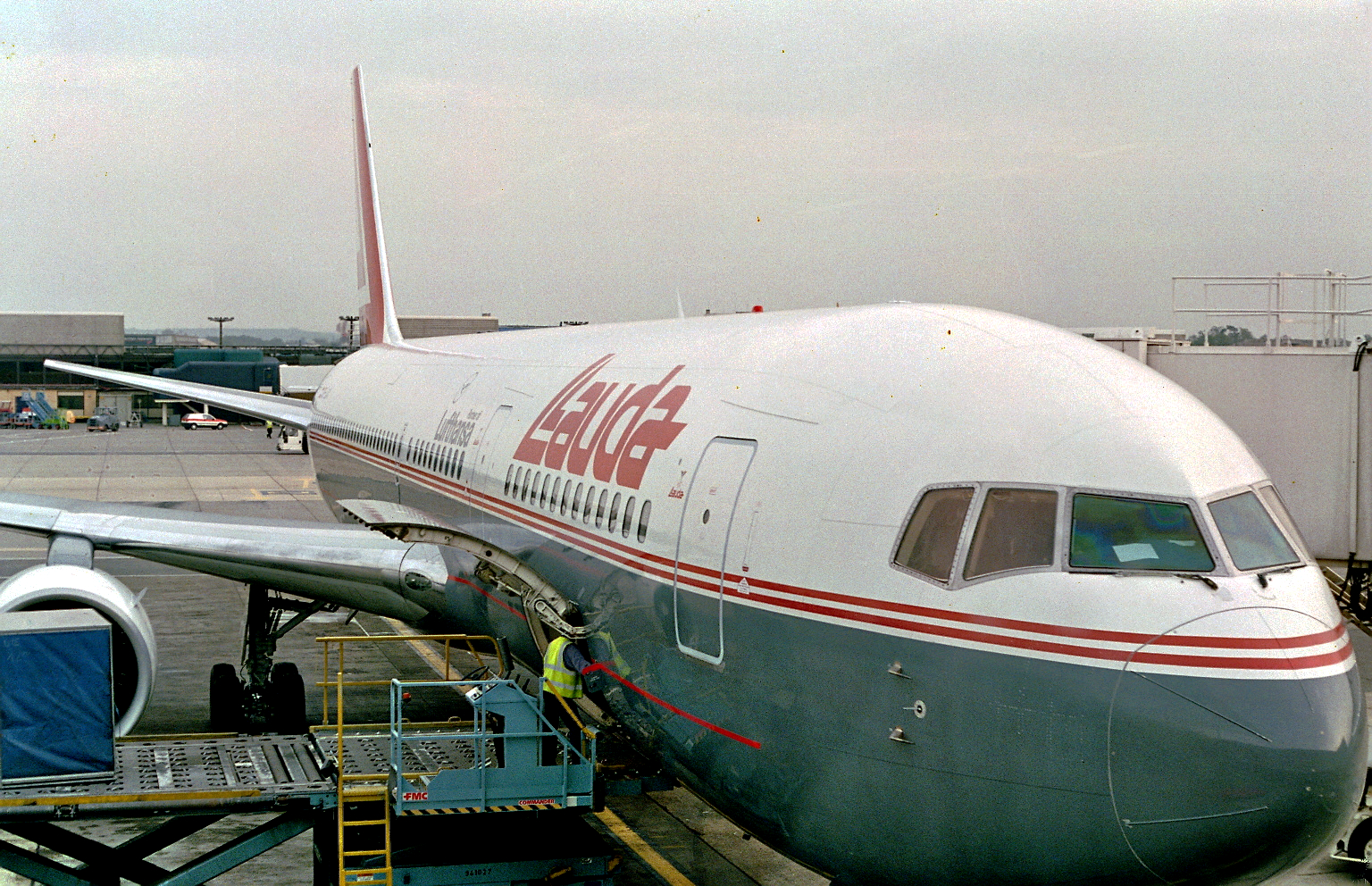 Lauda Air Flight 004 crash — detail