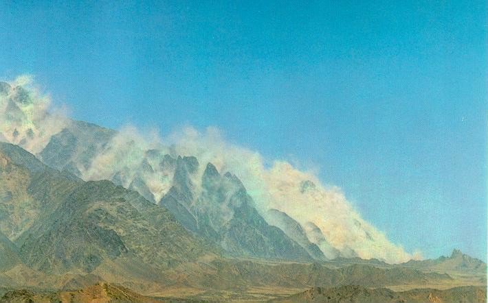 Pakistan conducts Chagai-I nuclear tests